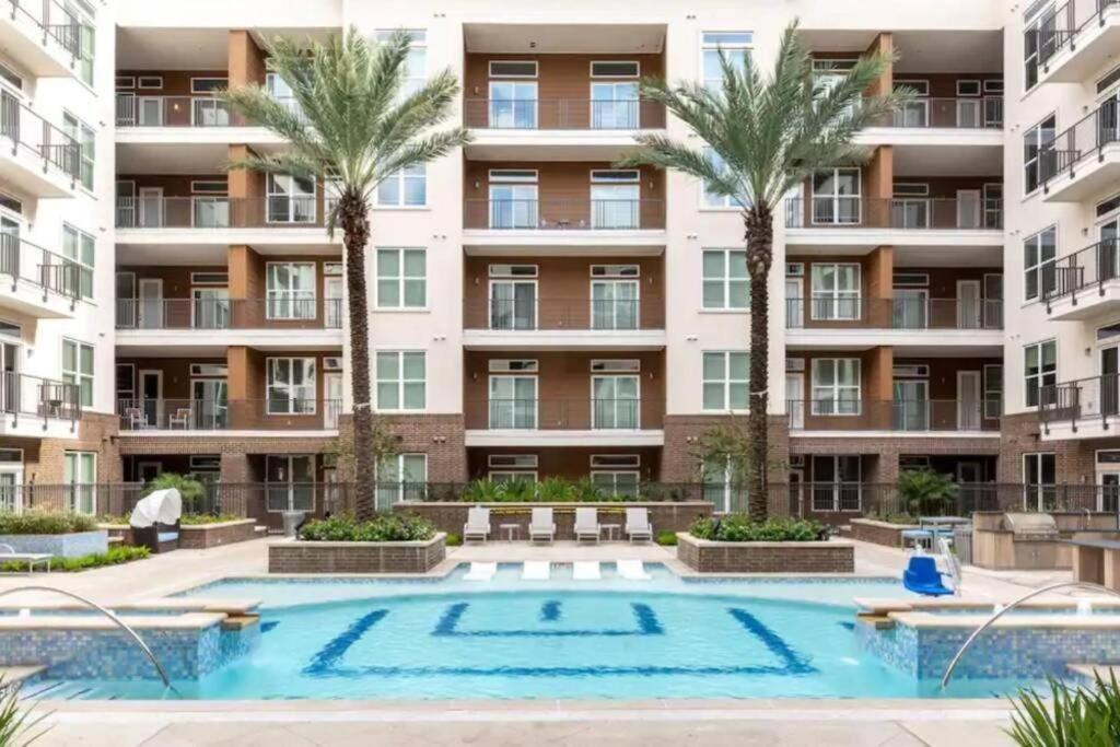 Sodo City Gem: Rooftop Skyline Pool Parking Wi-Fi Houston Ngoại thất bức ảnh